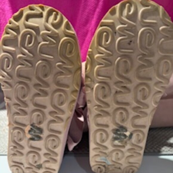 Emu sheepskin boots - Picture 4 of 4